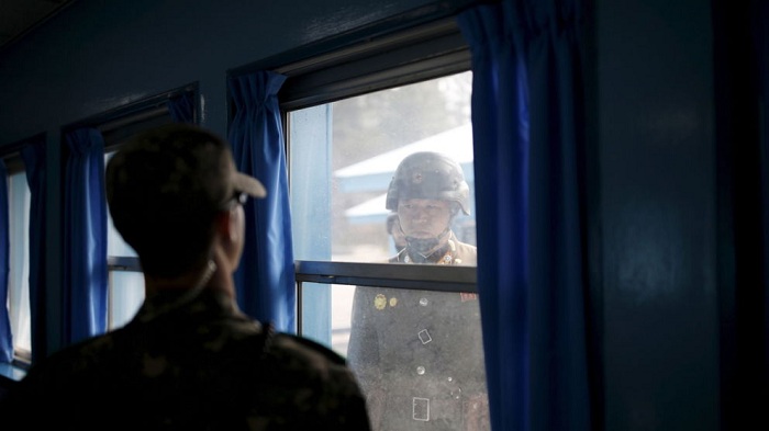 North Korean soldier crosses demilitarized zone to defect to South